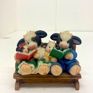 Enesco Original 1998 “Famoo-lies Are For-heifer”
